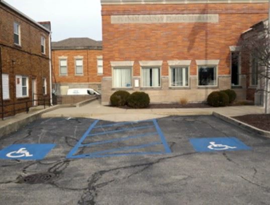 HC Putnam County Library Lot